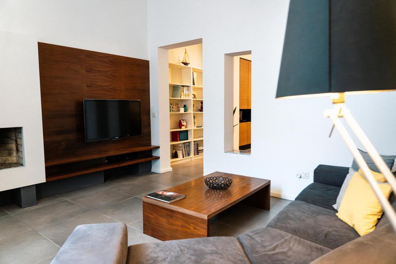 130, One Of A Kind - A Luxury Eclectic Home Tarxien Εξωτερικό φωτογραφία